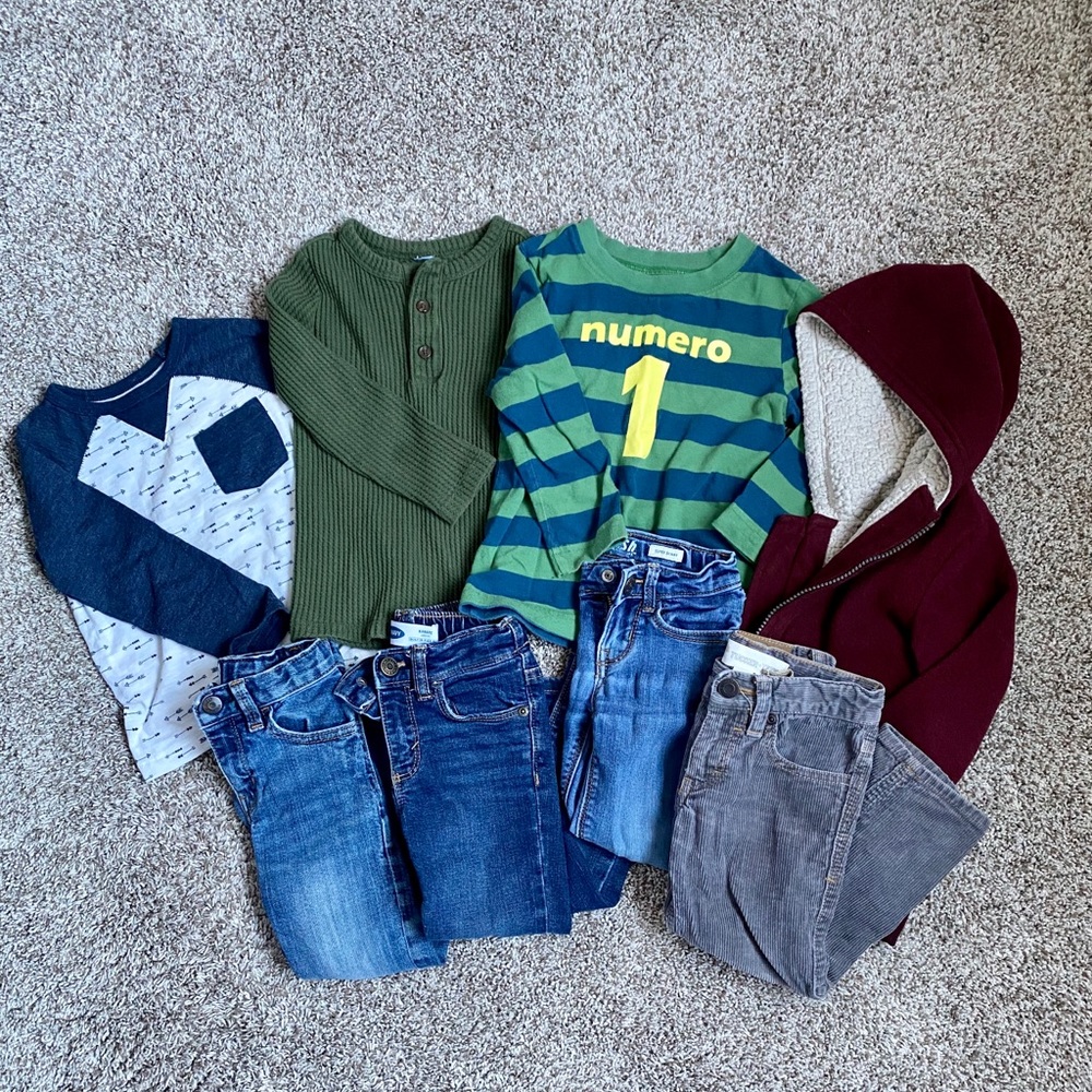 Lot of 2T boys clothes